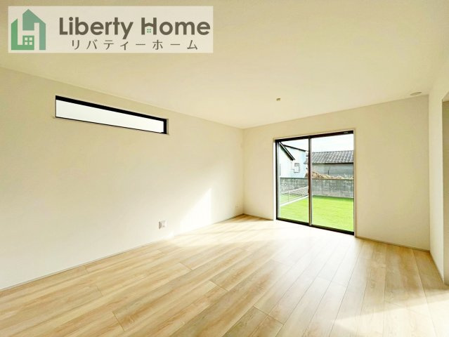 ひたちなか市牛久保2丁目　新築戸建　B号棟の居間・リビング