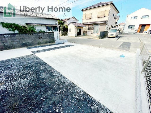 ひたちなか市牛久保2丁目　新築戸建　B号棟の駐車場