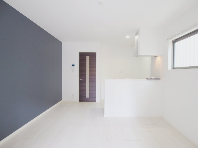 MOVE府中町浜田　壱番館の居間・リビング