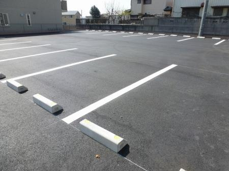 ラ フォンテ　Aの駐車場