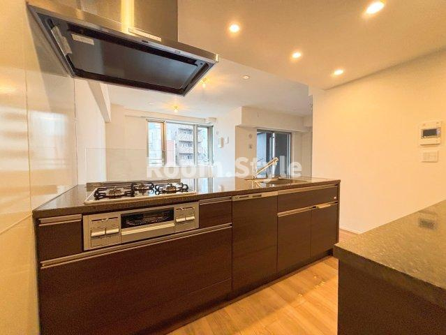 ザ・マジェスティコート目黒のキッチン|空室のためご都合に合わせてご内覧できます
お問合せはお電話でもお受付しております。
03-6450-5211