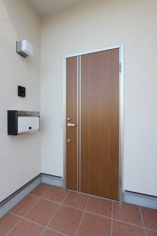 鯉江本町4-135KODATEXⅠの玄関|落ち着いた玄関です