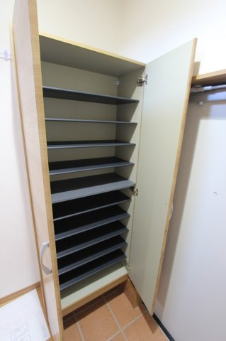 鯉江本町4-135KODATEXⅠの収納