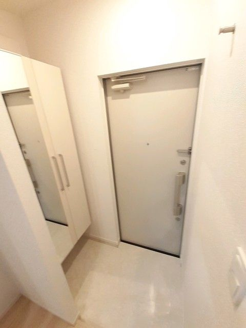 システィコートの玄関