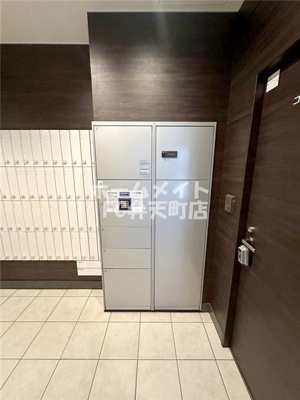 【設備】 | エステムコート難波WEST-SIDEⅣザ・フォース | 宅配BOXがあります