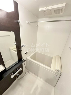 【浴室】 | エステムコート難波WEST-SIDEⅣザ・フォース | 落ち着いた空間のお風呂です