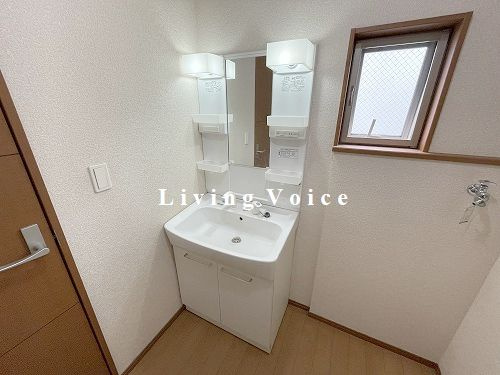 【独立洗面台】 | 【仲介手数料０円】厚木市山際　中古一戸建て | 厚木市山際　中古一戸建て