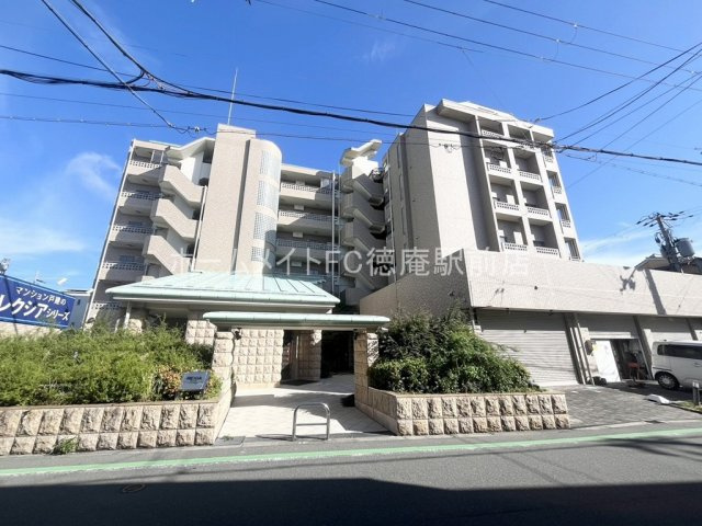 大阪市鶴見区茨田大宮１丁目の賃貸マンションの外観