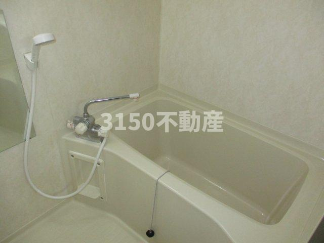 リバティ穂積の浴室