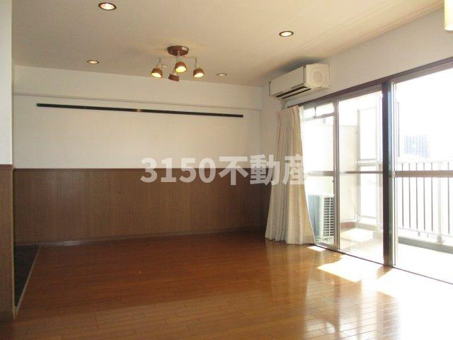 リバティ穂積の居間・リビング