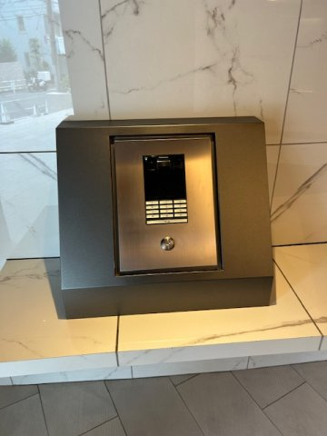 グラマシー恵比寿のエントランス