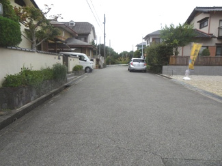 【前面道路含む現地写真】 | 西宮市北六甲台4丁目24の13　新築一戸建て