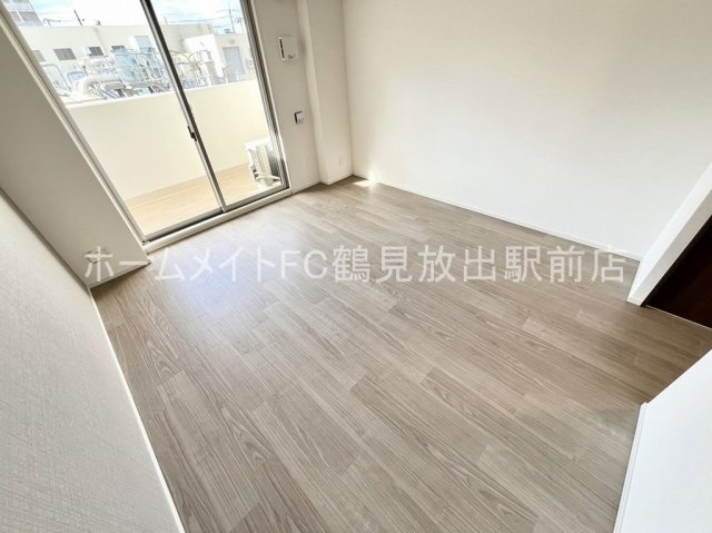 東大阪市高井田西６丁目の賃貸マンションの洋室