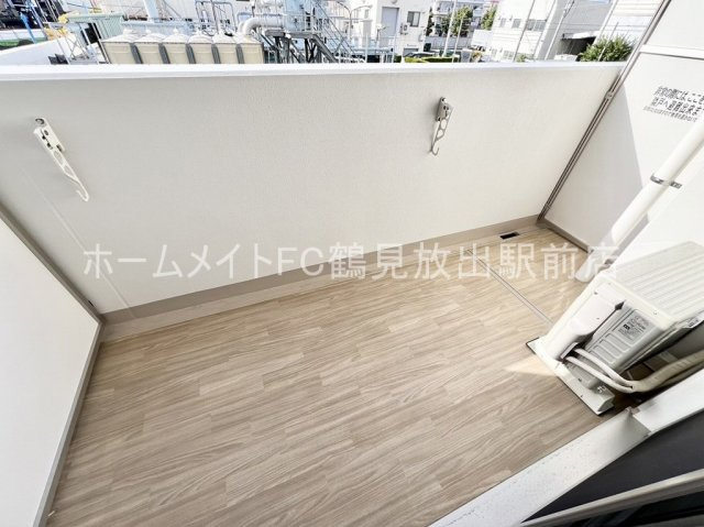 東大阪市高井田西６丁目の賃貸マンションのバルコニー