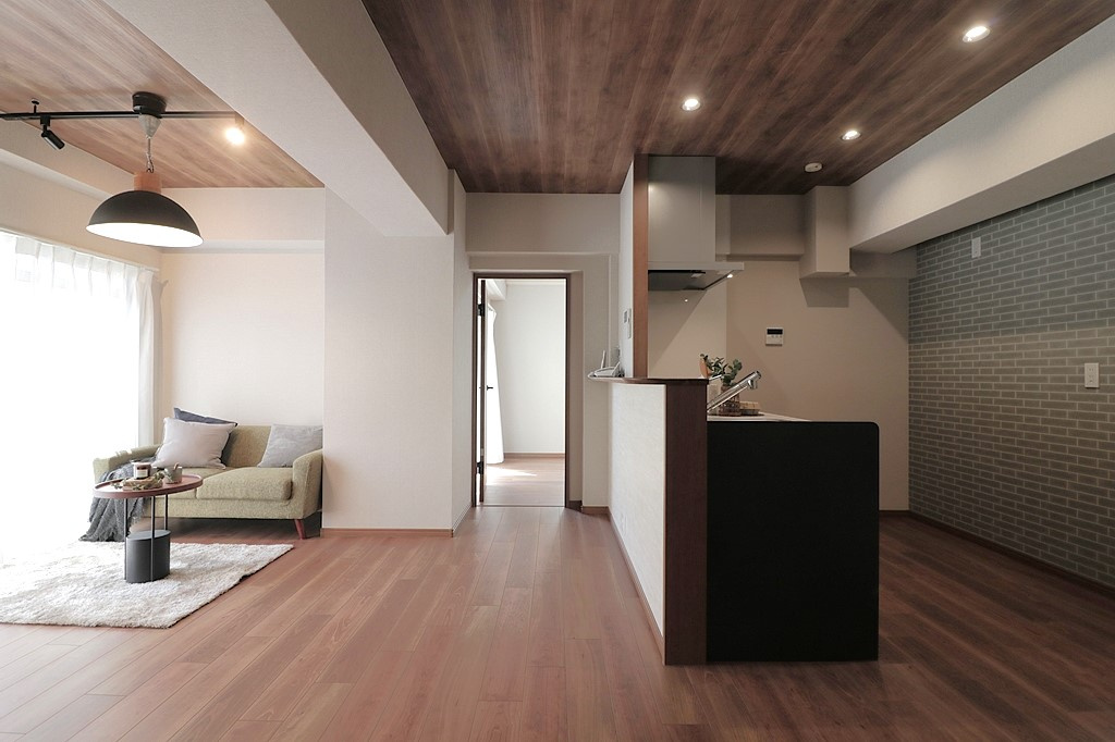 【居間・リビング】の画像