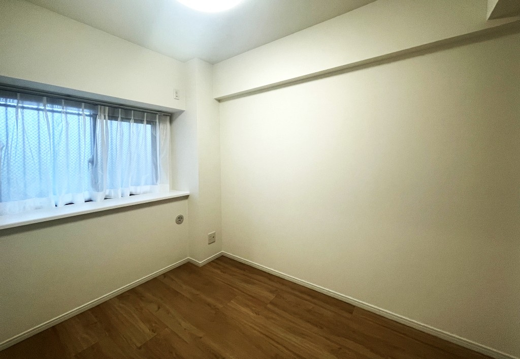 ベルドゥムール新越谷温泉の洋室