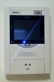 ベルドゥムール新越谷温泉の防犯設備