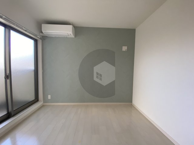 東大阪市花園本町２丁目のアパートの洋室