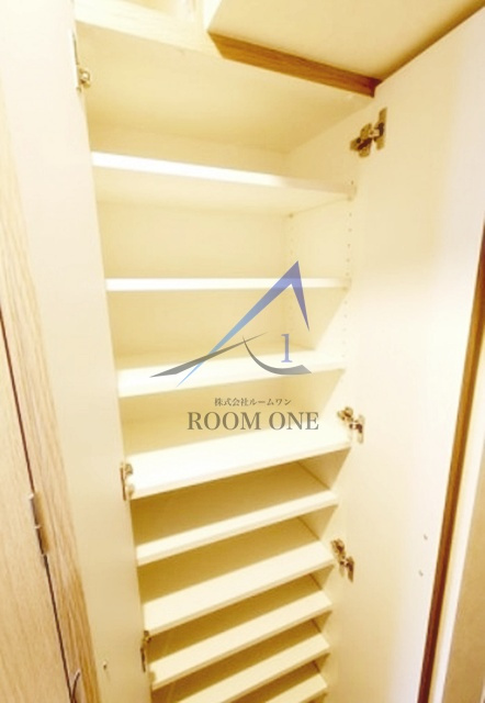 ルーブル五反野弐番館の収納|収納です。