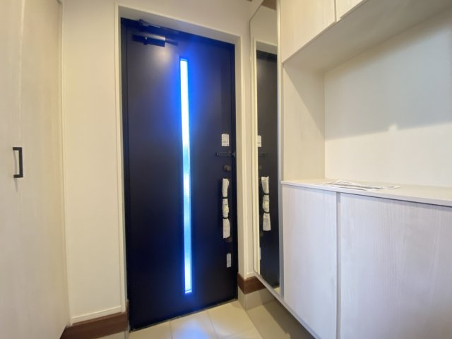 『八王子市新築戸建て』八王子市暁町3-2-5【仲介手数料無料】　　３期　の玄関|～仲介手数料無料☆八王子ひなた不動産～八王子市暁町　新築戸建て