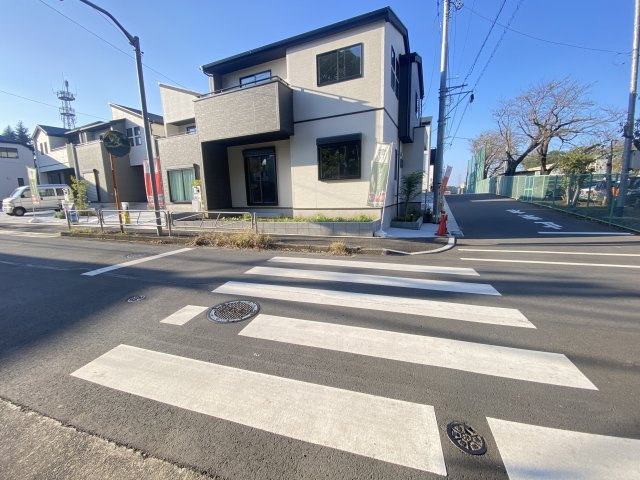 『八王子市新築戸建て』八王子市暁町3-2-5【仲介手数料無料】　　３期　の前面道路含む現地写真|～仲介手数料無料☆八王子ひなた不動産～八王子市暁町　新築戸建て