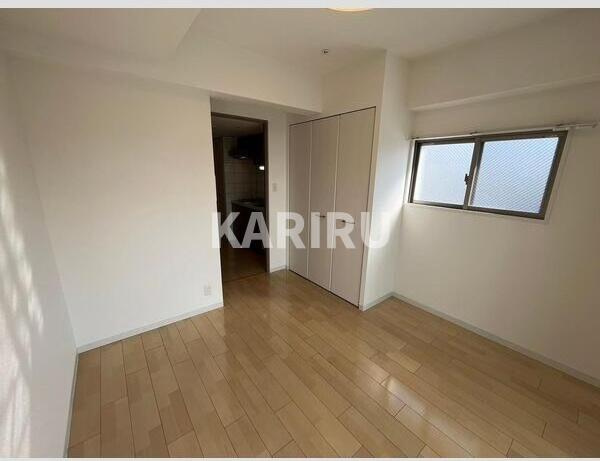 エスリード谷町六丁目の寝室