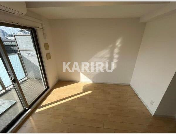 エスリード谷町六丁目のバルコニー