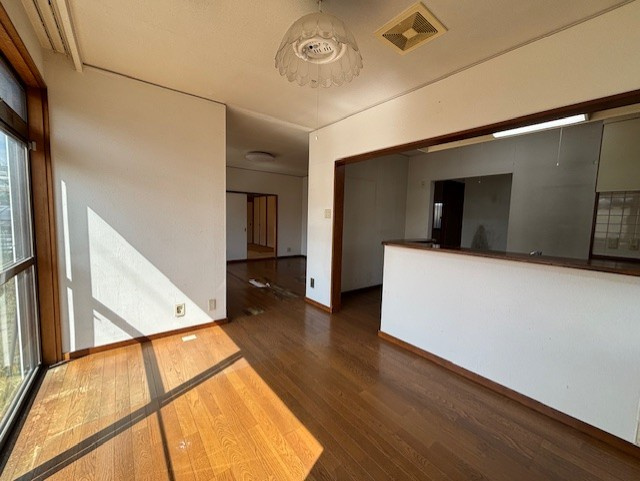 西落合５丁目戸建の居間・リビング