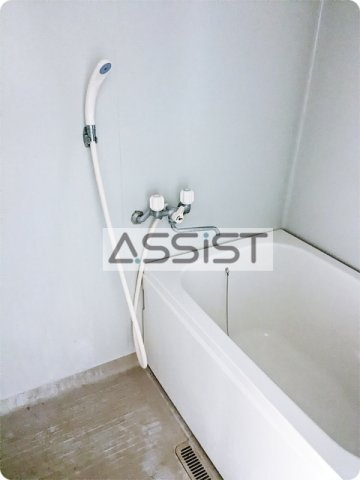 ハマノハイムの浴室