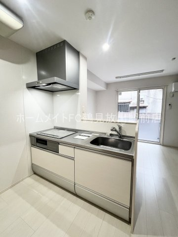 東大阪市稲田上町１丁目のアパートの居間・リビング