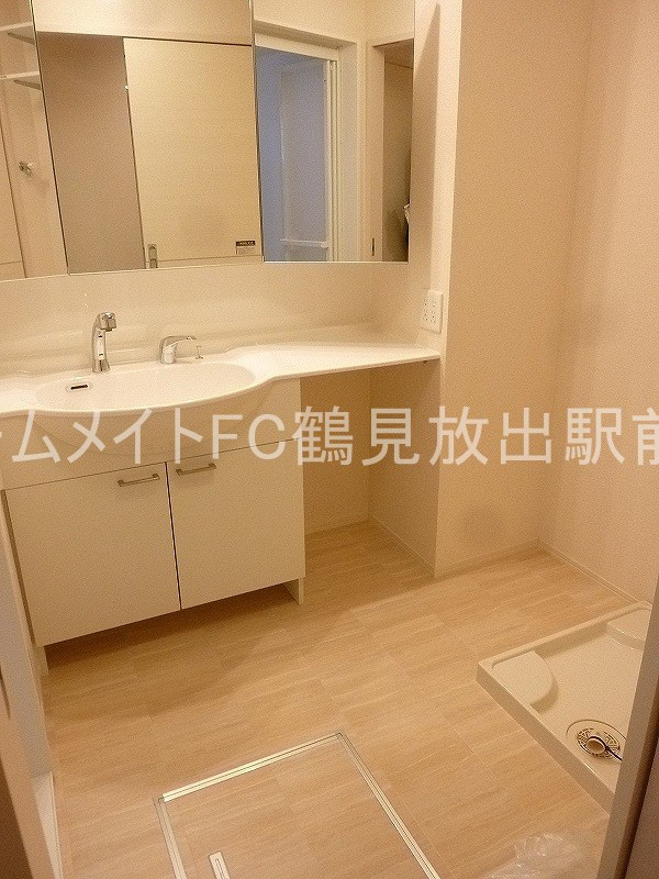大阪市鶴見区茨田大宮４丁目のアパートの洗面所