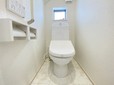 【トイレ】 | 浦添市大平（限定1棟） | A号棟　温水洗浄便座♪