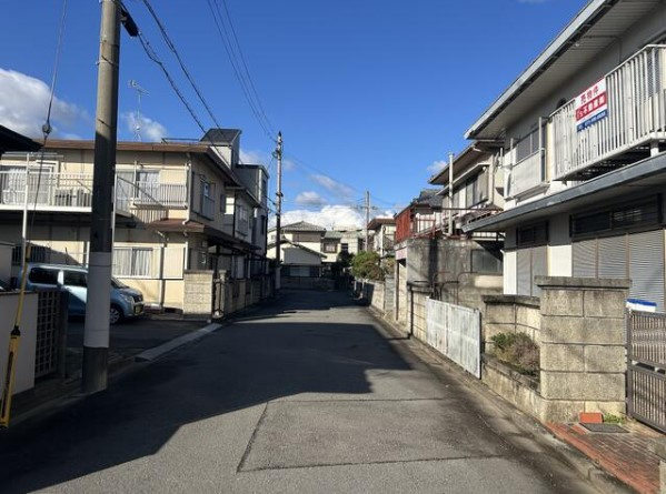 和歌山市　有本（紀伊中之島駅）住宅用地の周辺|全面道路。私道、幅員6ｍ。