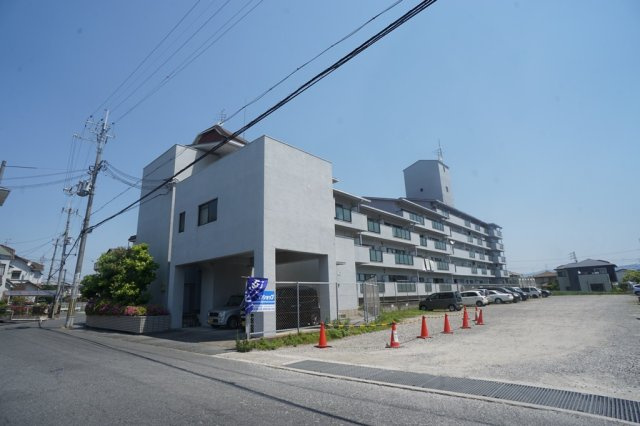小泉サンハイツの外観