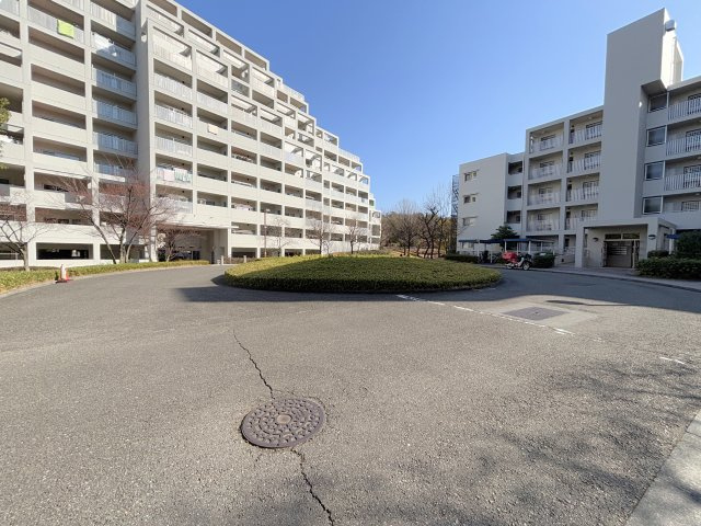 車寄せスペースあり