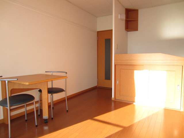 【居間・リビング】