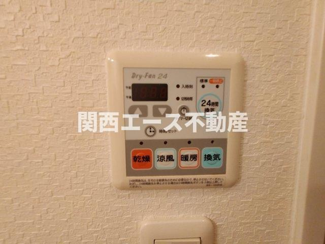  | エスト・ドミール