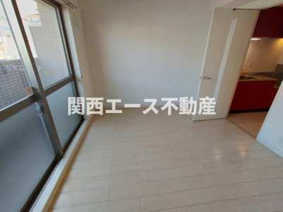  | エスト・ドミール