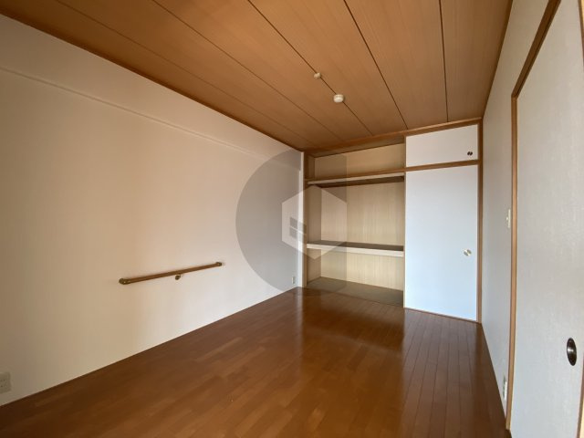 ディオフェルティ花園の洋室