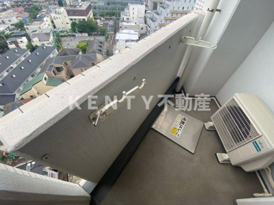 【バルコニー】 | コンフォリア西蒲田 | 開放的で明るい空間を演出してくれるバルコニーです