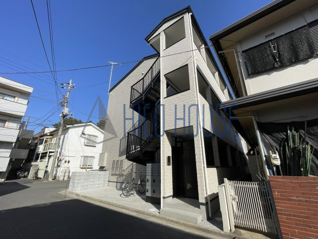 Ambition的場の外観