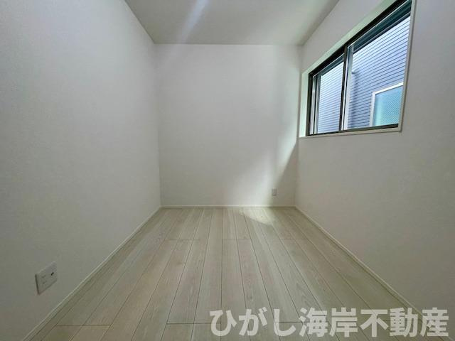 茅ヶ崎市南湖2丁目　新築戸建　　全３棟の寝室|4.5帖　サービスルーム