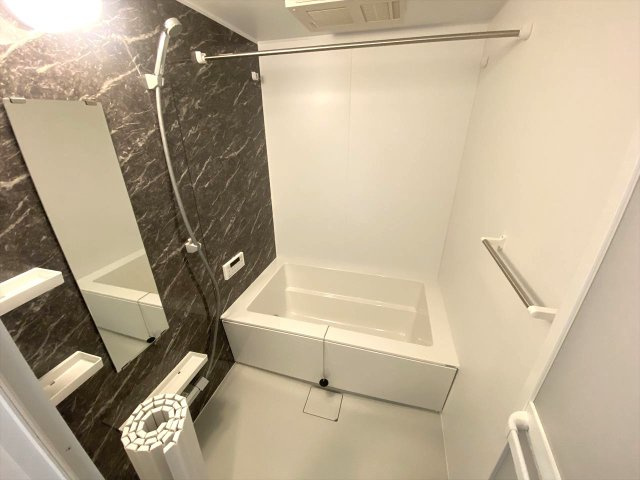 コーセー飯田の浴室