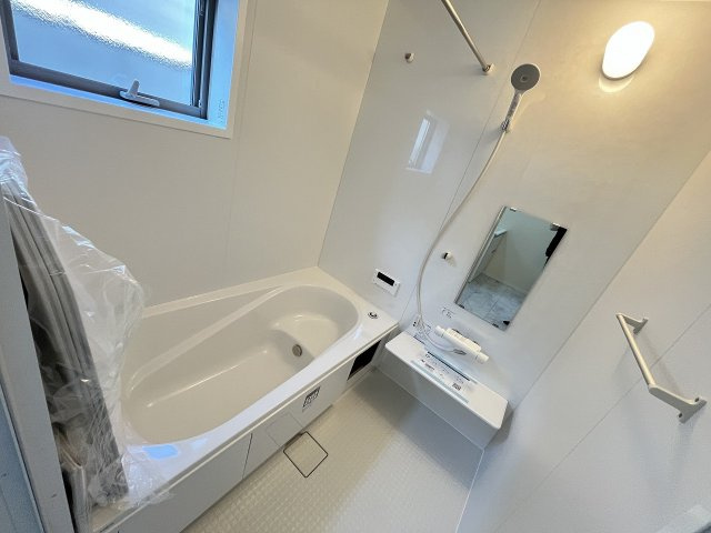【浴室】 | 福岡市南区大平寺1丁目第1　1号棟（全2棟）【仲介手数料無料・0円】 | 現地写真。浴室です。