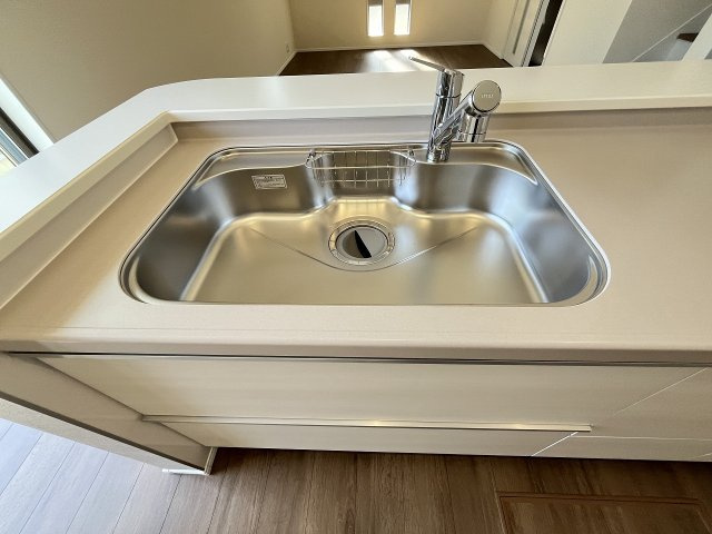 【キッチン】 | 福岡市南区大平寺1丁目第1　1号棟（全2棟）【仲介手数料無料・0円】 | 現地写真。