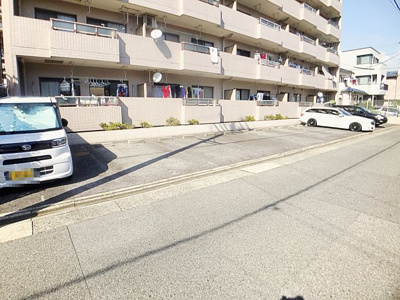 【駐車場】 | グランドメゾンUN【名古屋市賃貸・オートロック】