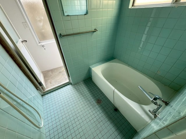 和歌山市森小手穂・中古戸建・54707の浴室