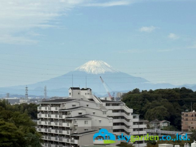 富士山遠望の鎌倉市台の新築全2棟　2号棟の展望|天候によりこんなに立派な富士山が見えます