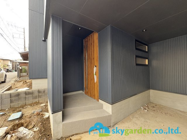 富士山遠望の鎌倉市台の新築全2棟　2号棟の外観