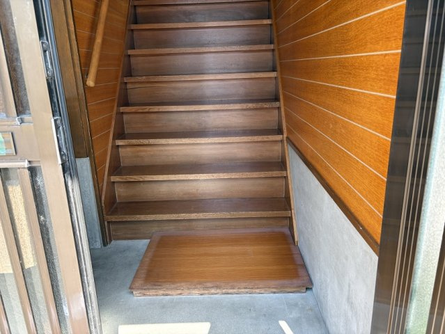 【玄関】 | 神明町貸家